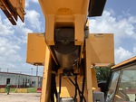 Hydraulics with Lift Cylinders