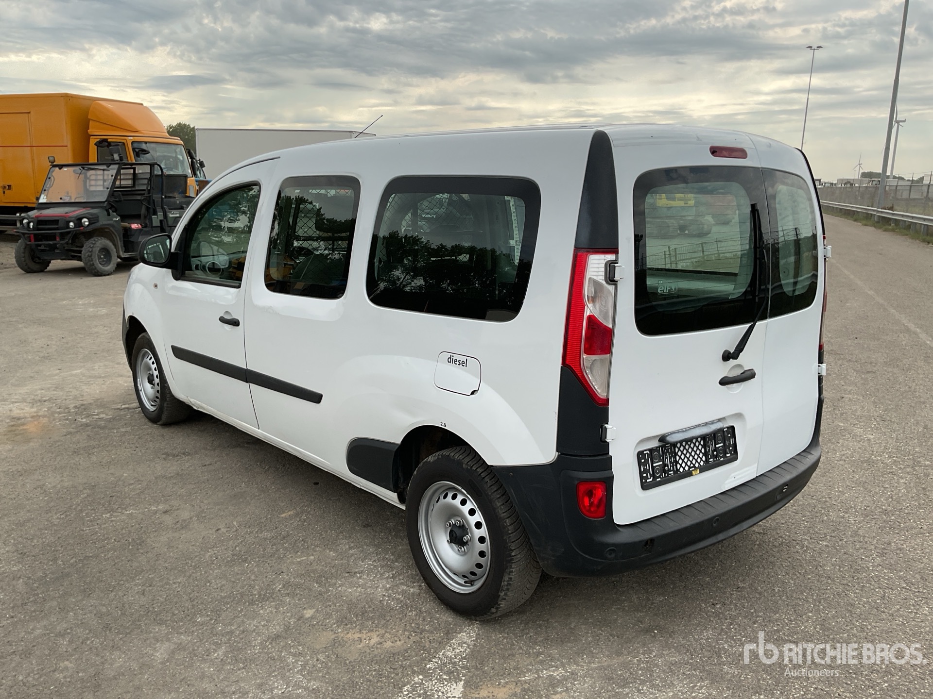 General Appearance with Picture, Left Rear Corner