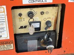 Poste de contrôle inférieur de base with 