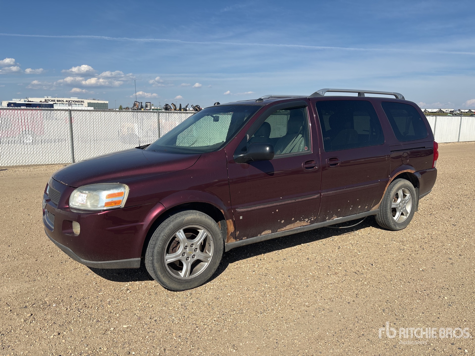 General Appearance with Featured Photo