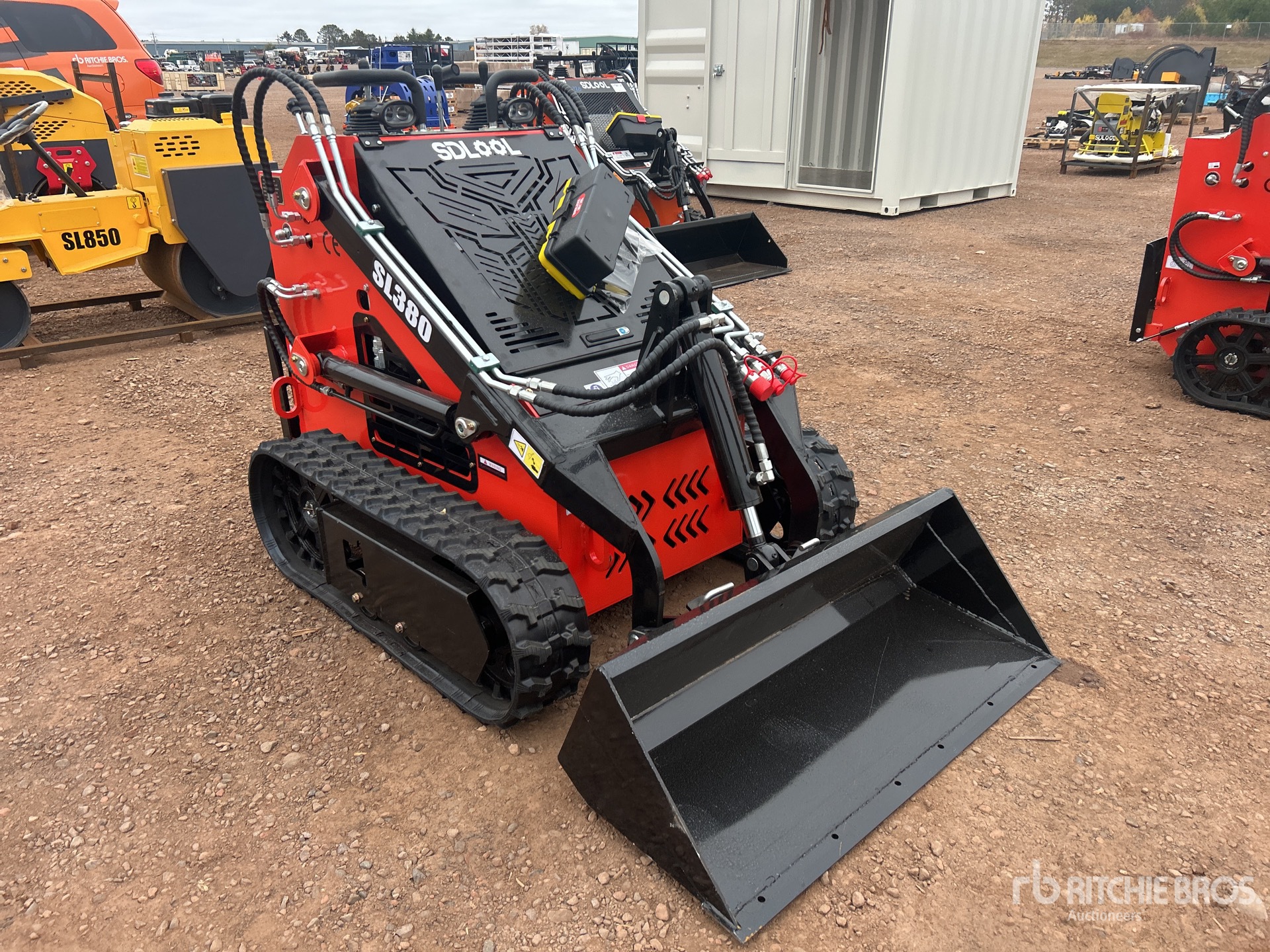 Aspect général with Image, coin avant droit