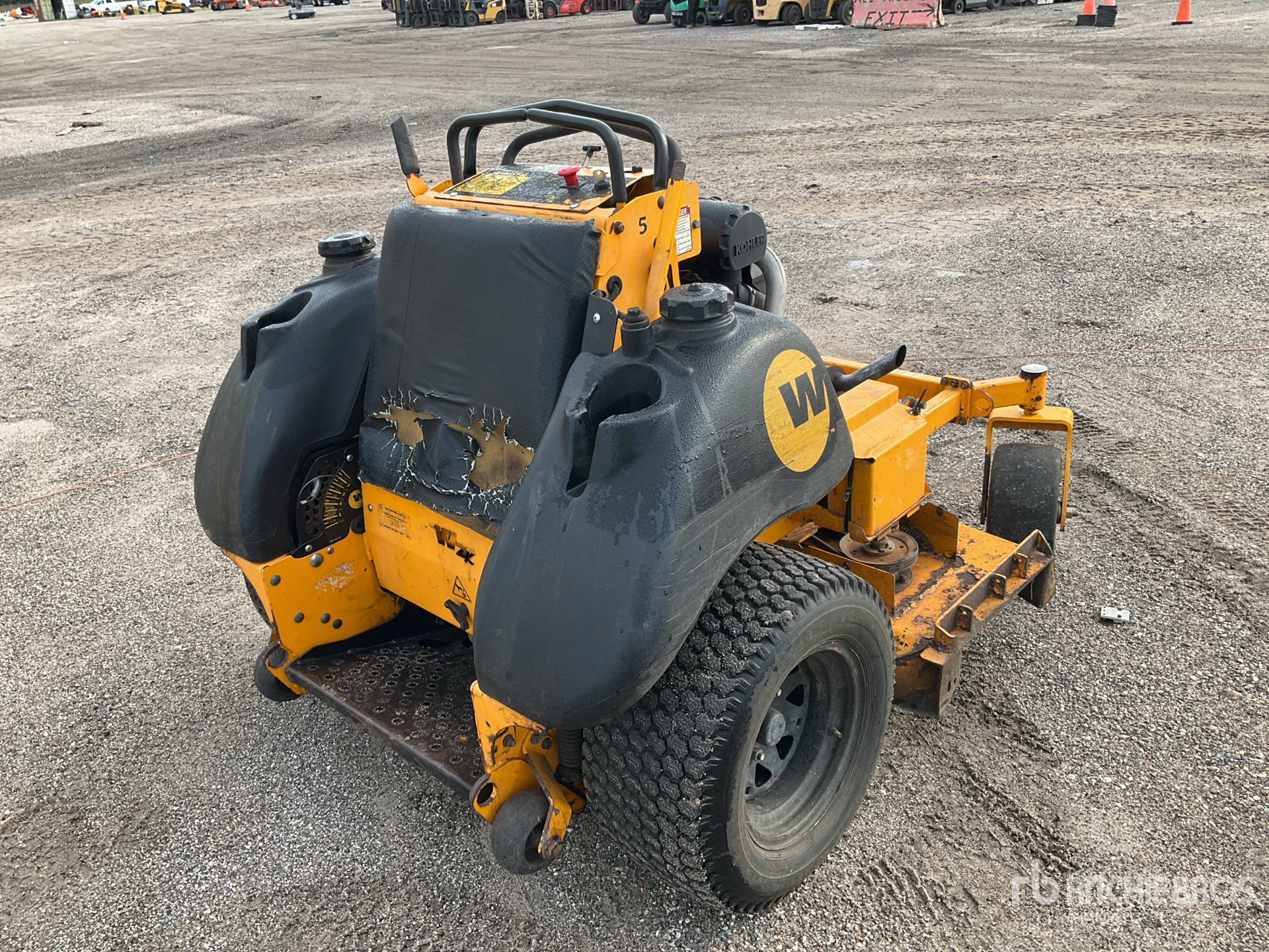 General Appearance with Picture, Right Rear Corner