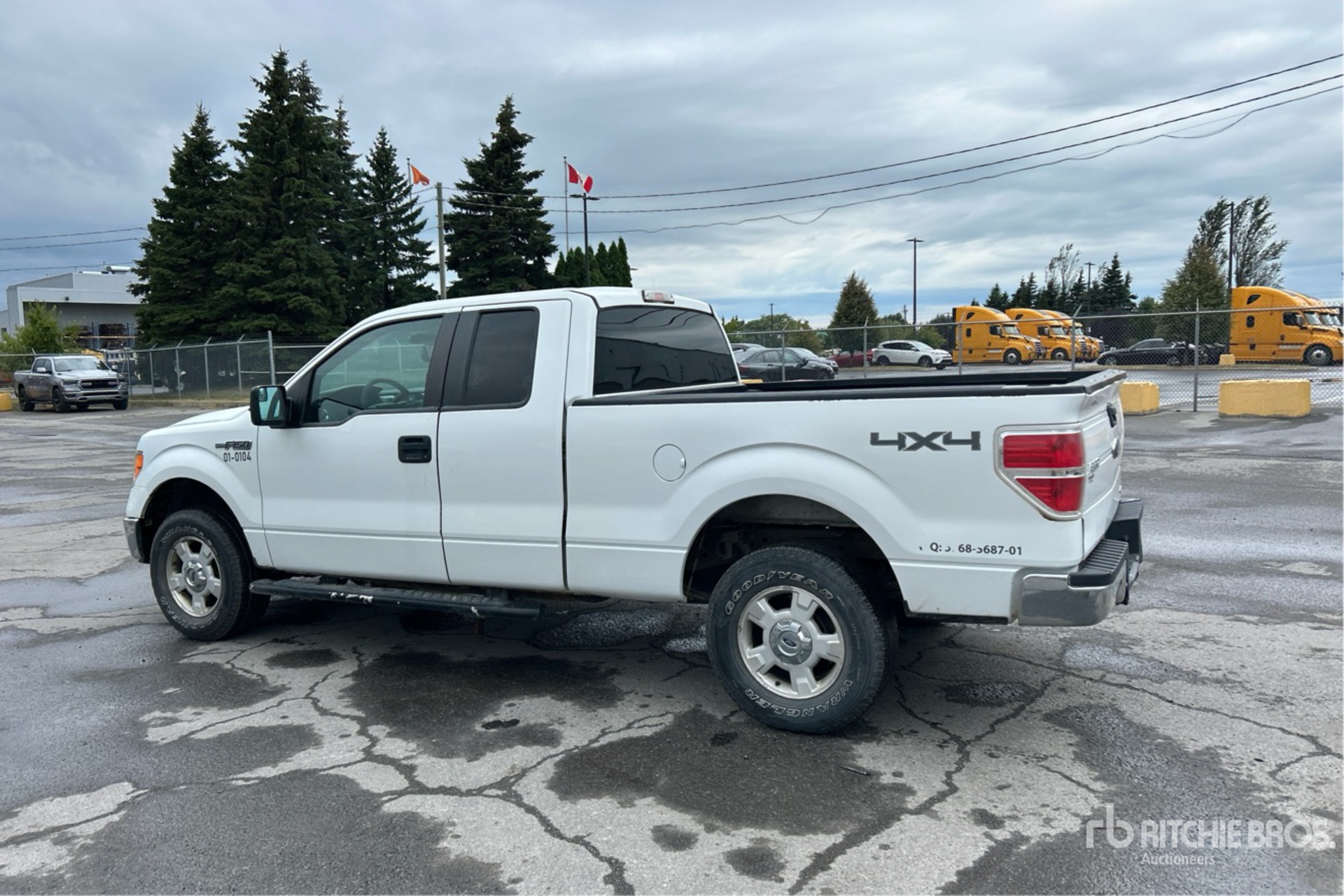 General Appearance with Picture, Left Rear Corner
