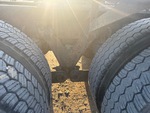 4 Underbody - Truck with 