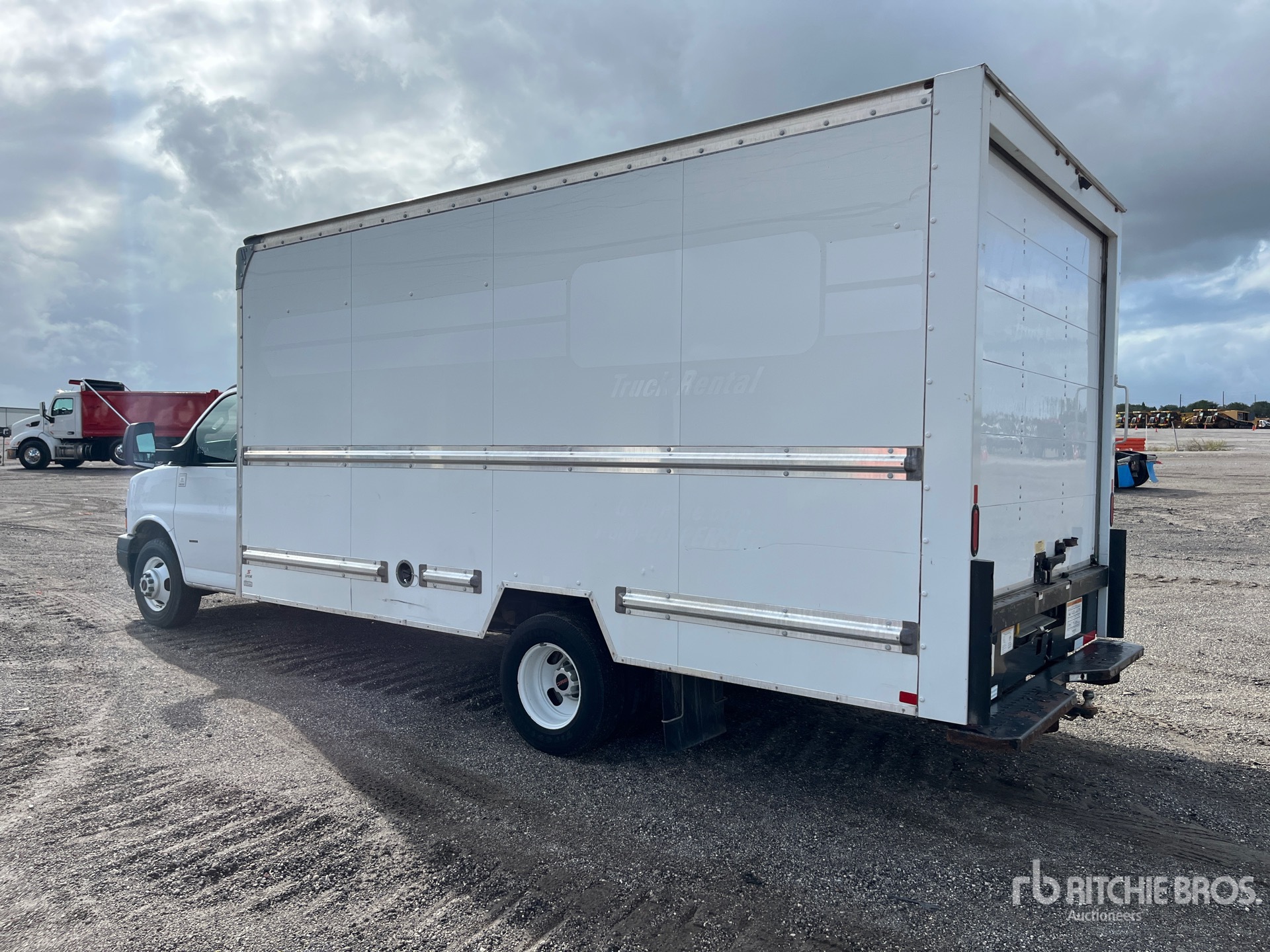 General Appearance with Picture, Left Rear Corner