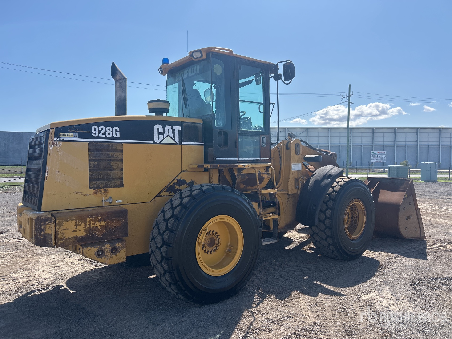 General Appearance with Picture, Right Rear Corner