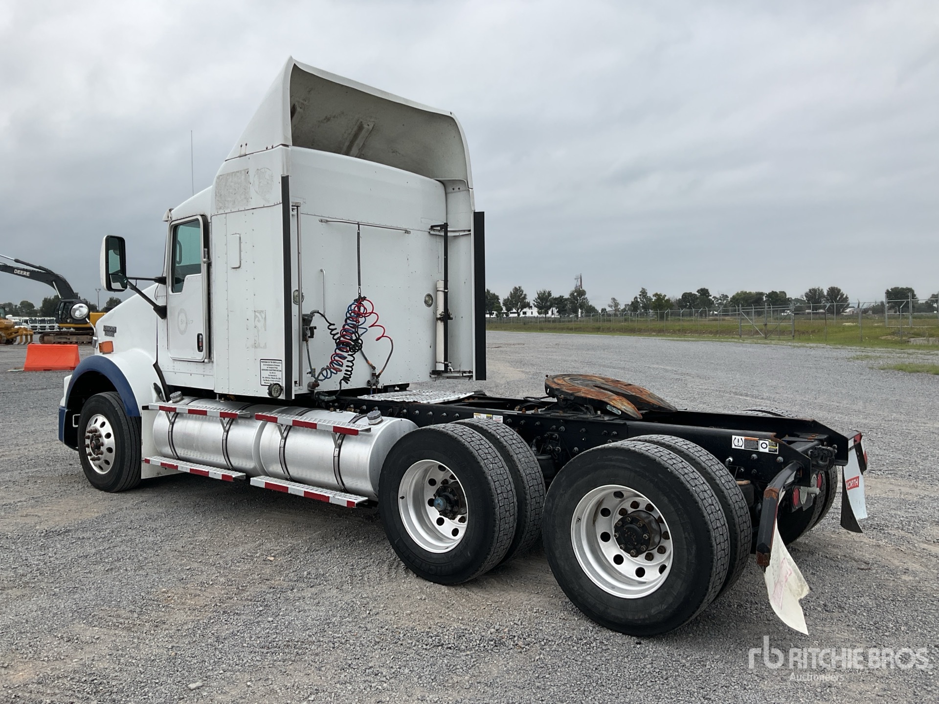 General Appearance with Imagen: esquina trasera izquierda