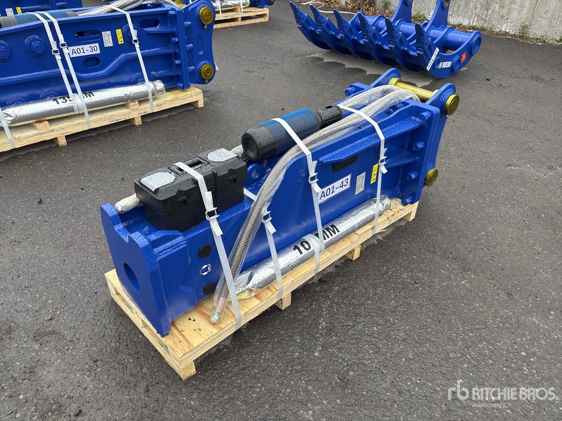 General Appearance with Bild, Ecke vorne rechts