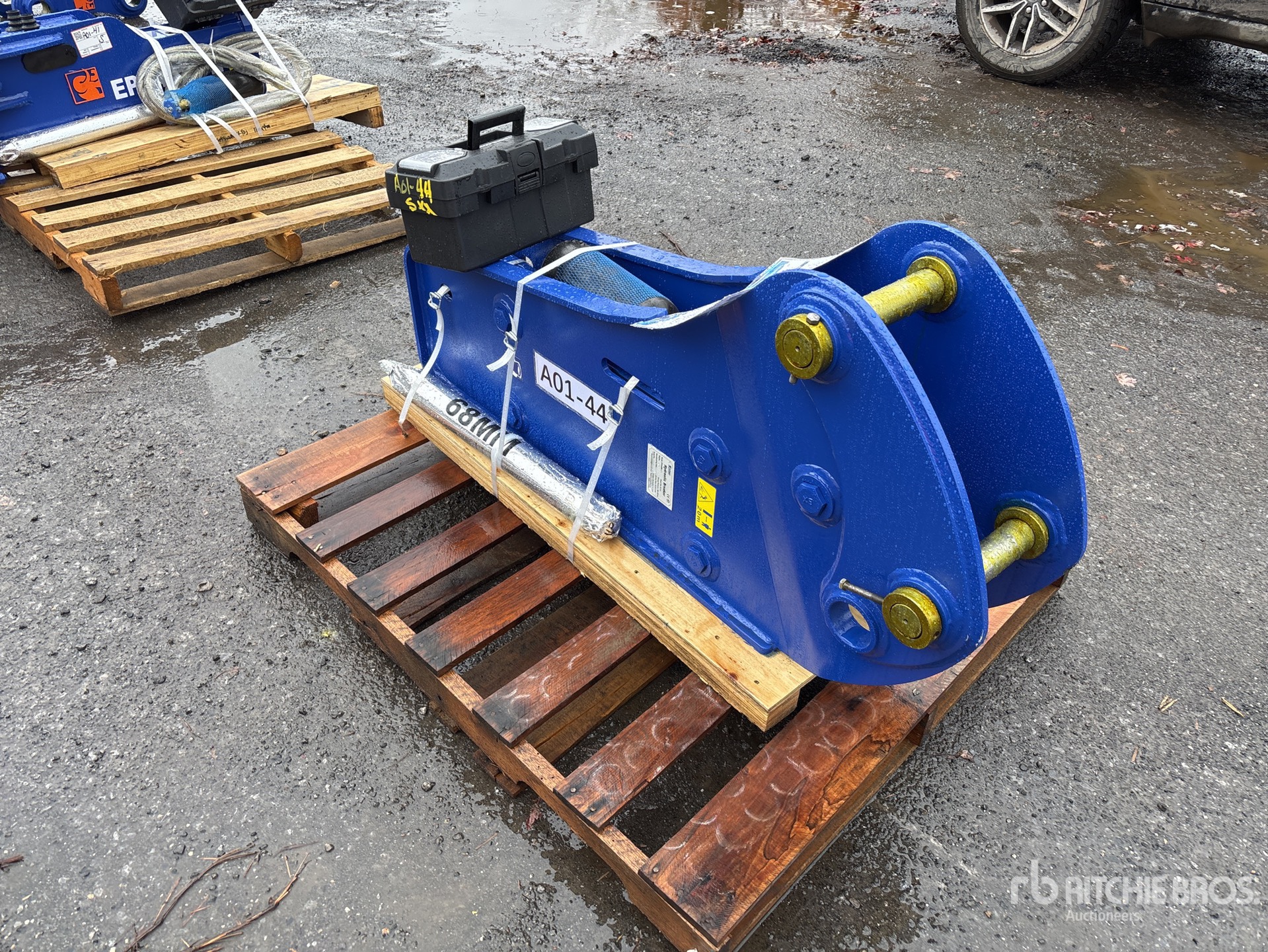 General Appearance with Bild, Ecke hinten rechts