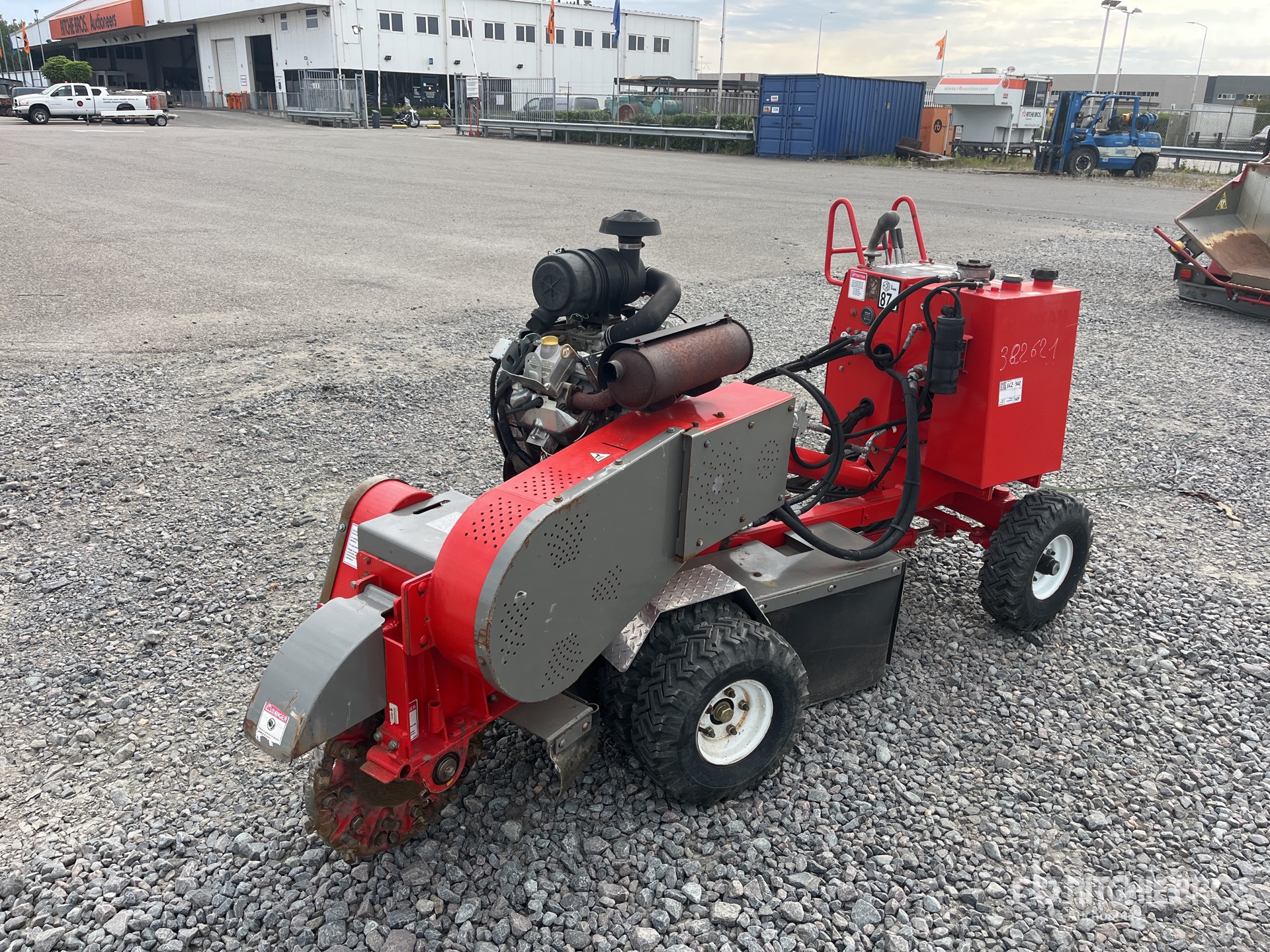 General Appearance with Picture, Left Front Corner