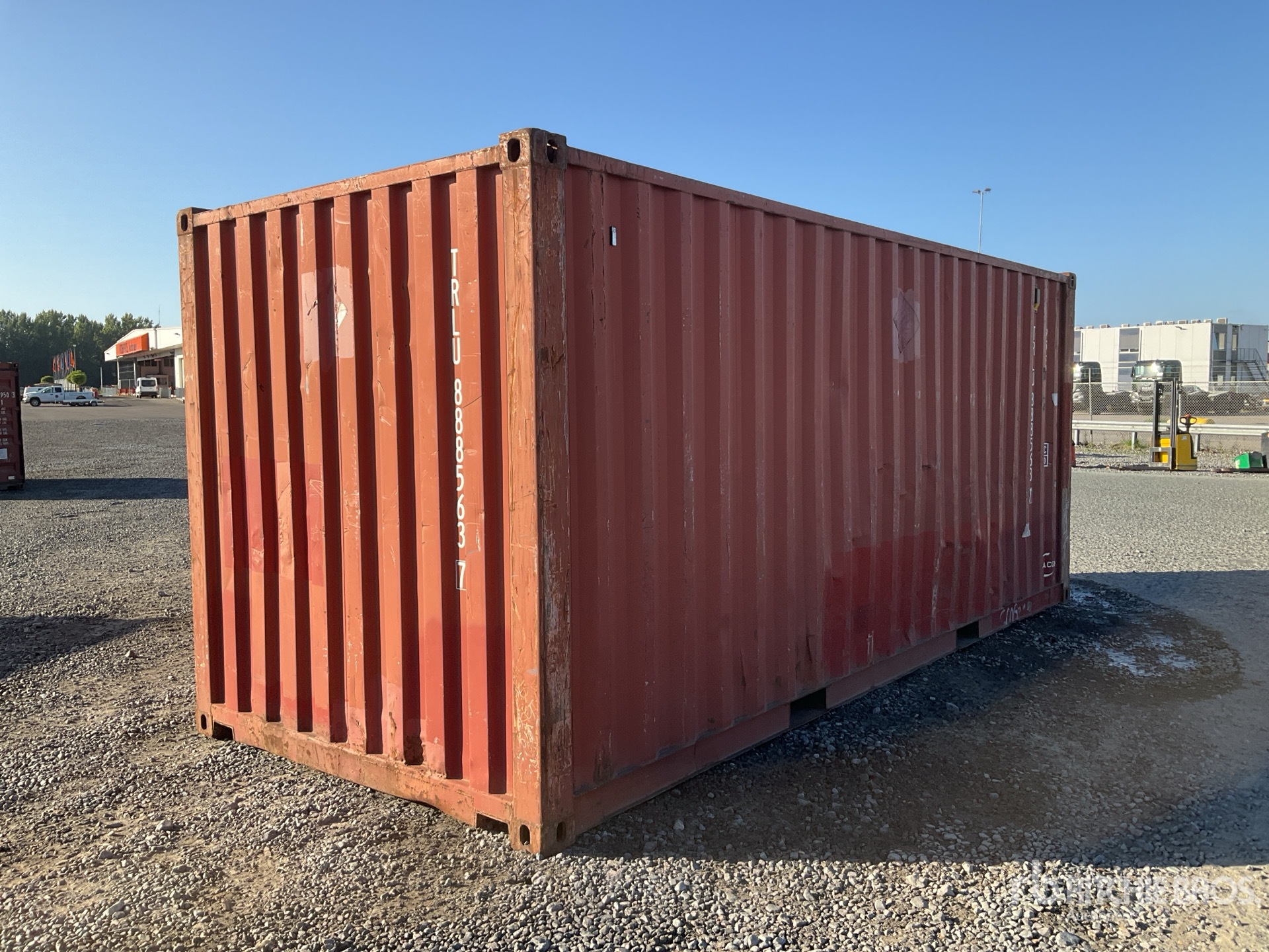 General Appearance with Picture, Right Rear Corner