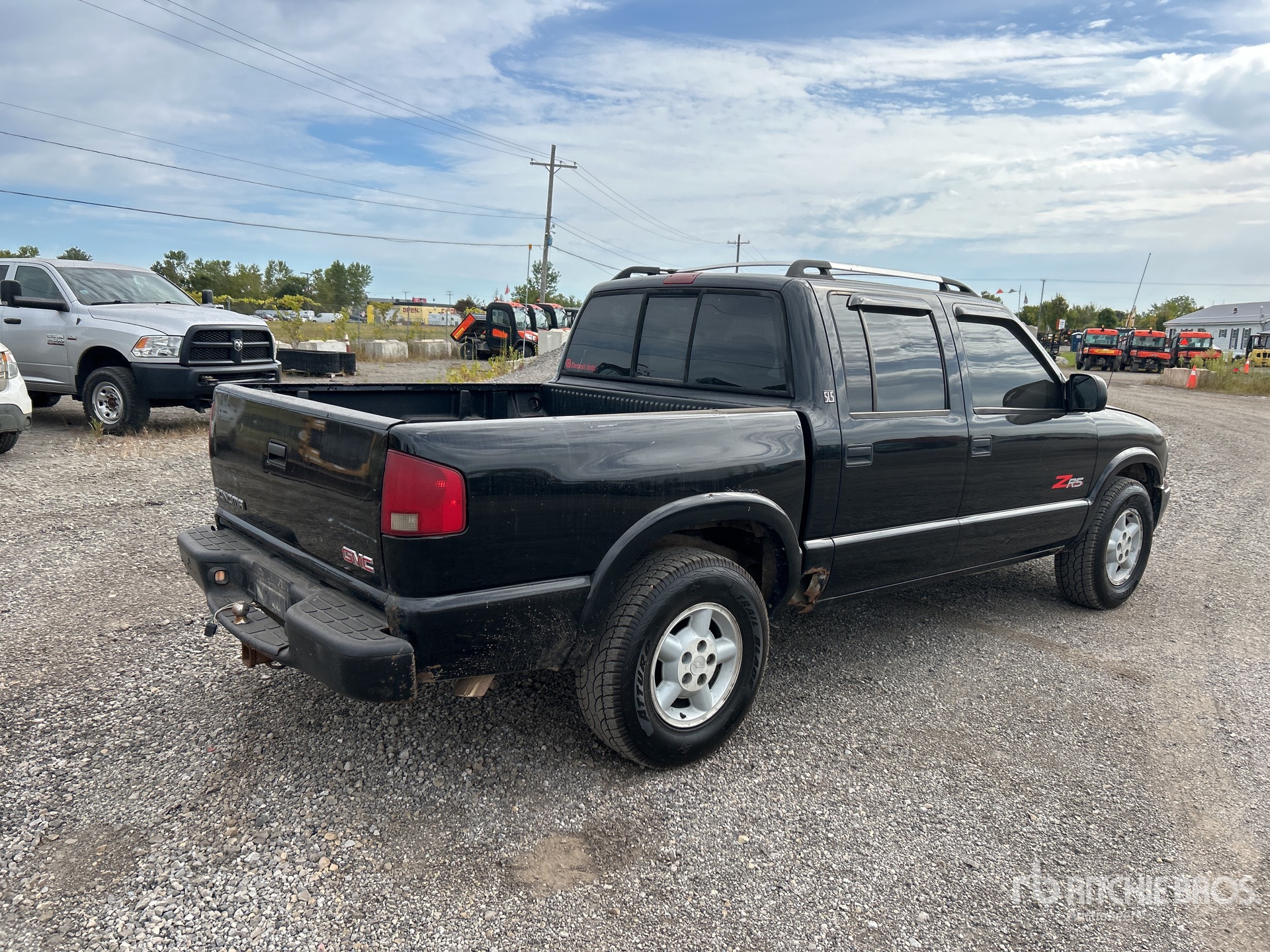General Appearance with Picture, Right Rear Corner