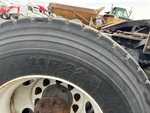 4 Underbody - Truck with 
