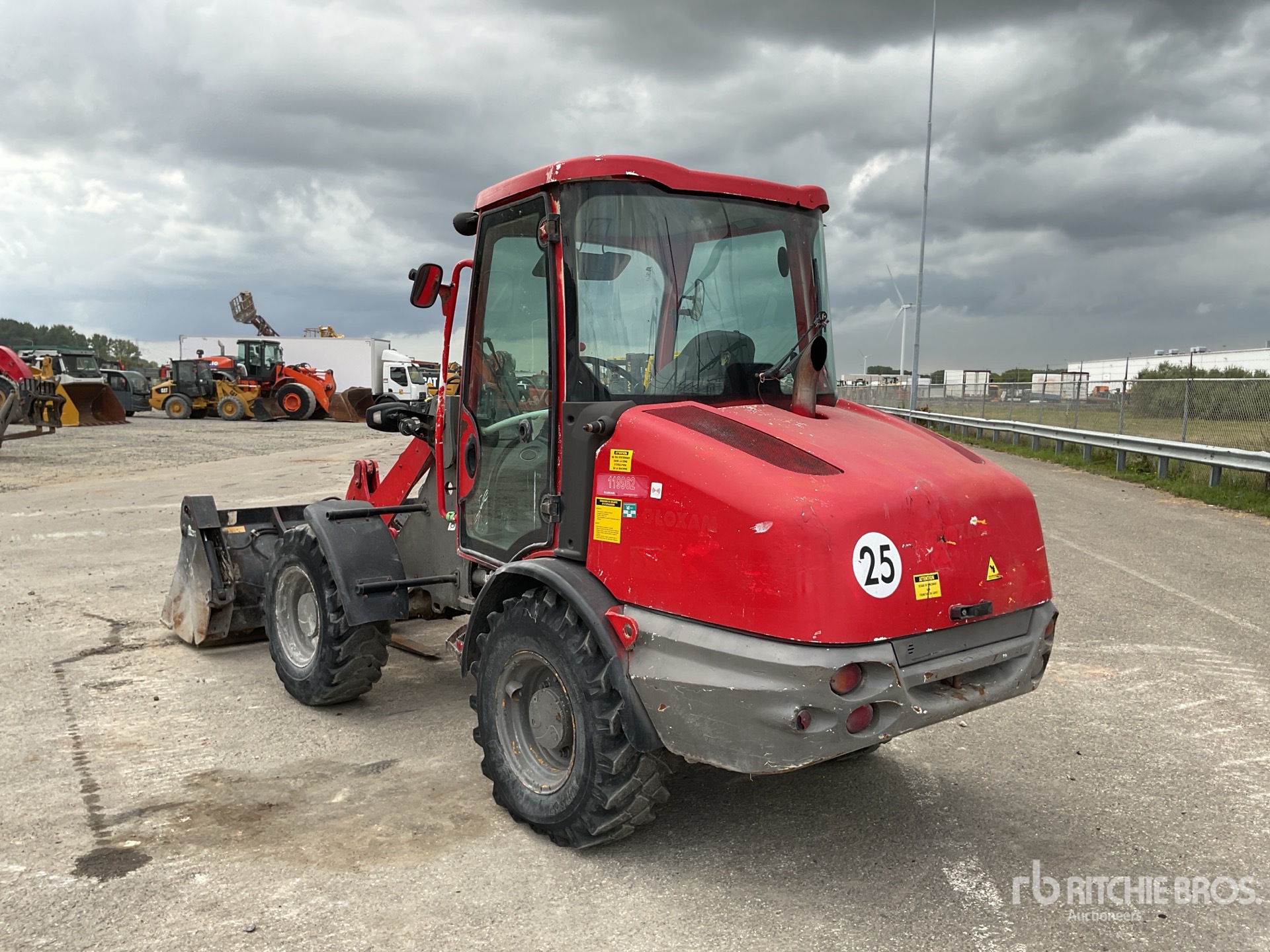 General Appearance with Picture, Left Rear Corner