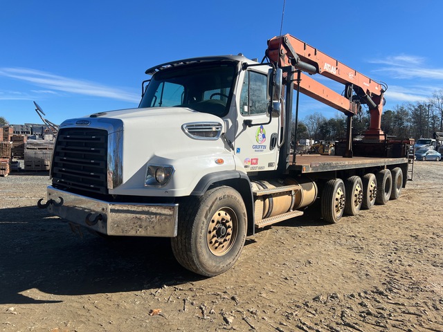 2015 Freightliner 66000 lb 12X4 Hydraulic Truck Crane