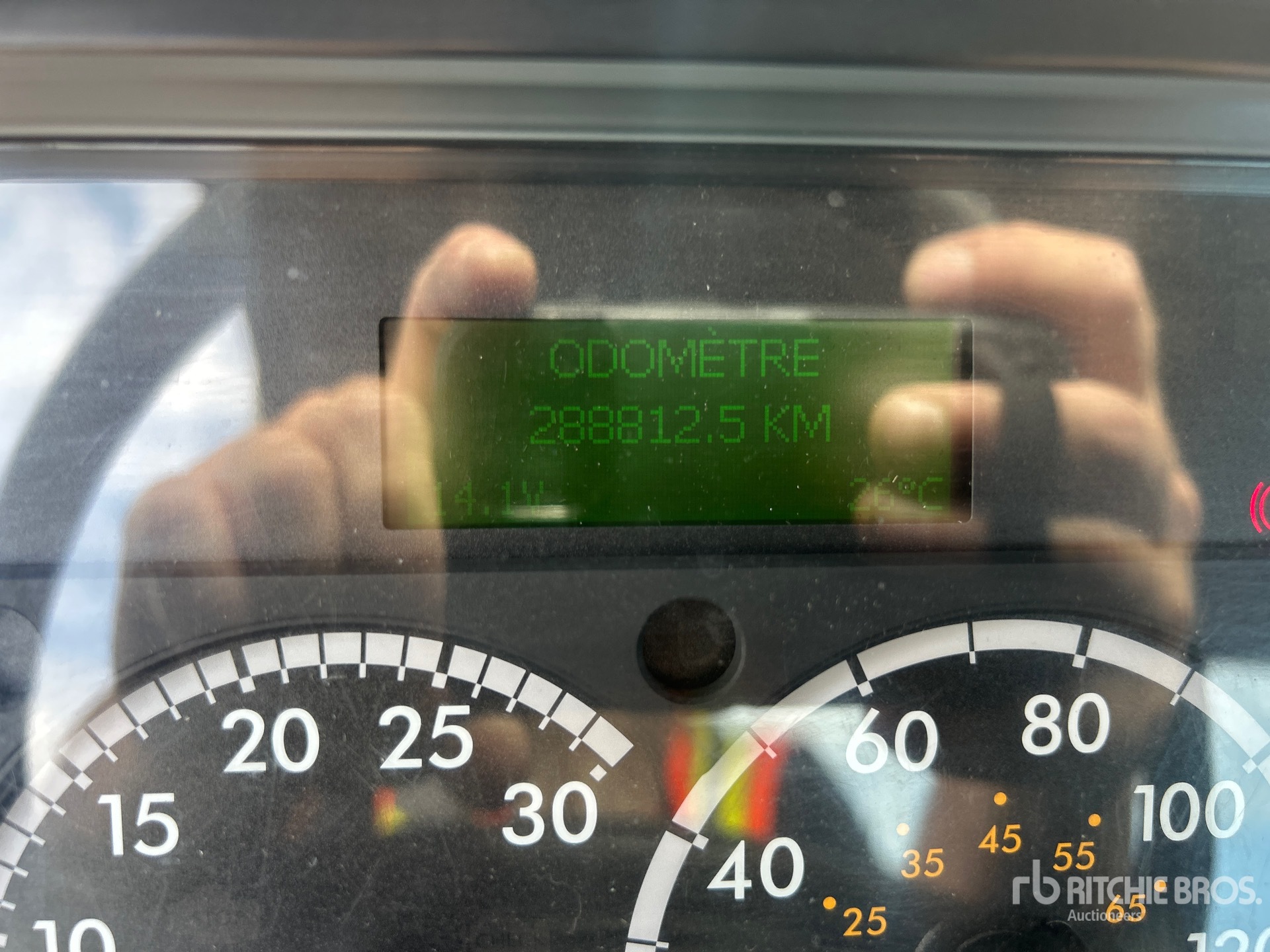 General Appearance with Hour Meter / Odometer