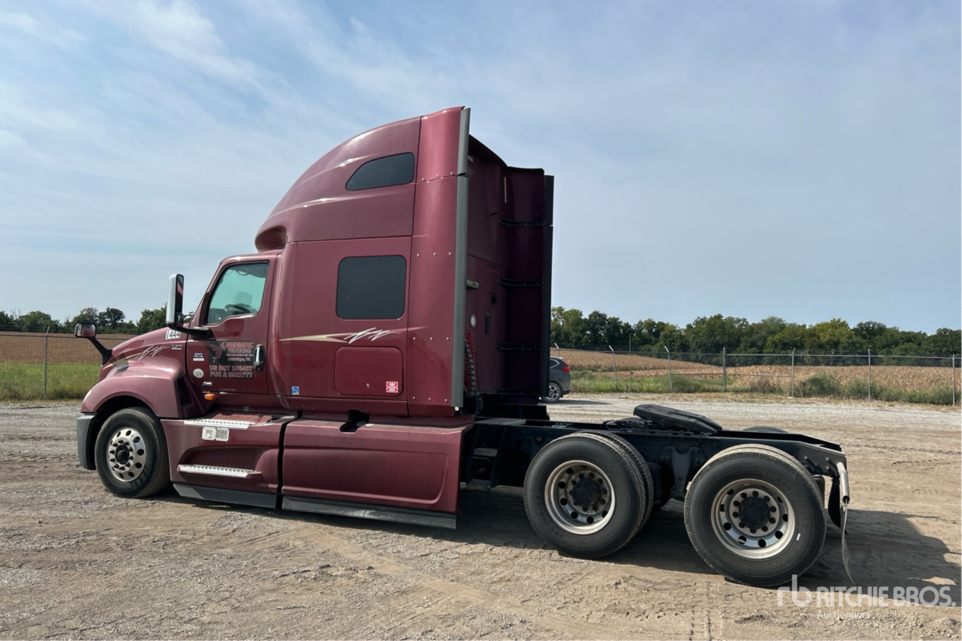 General Appearance with Picture, Left Rear Corner