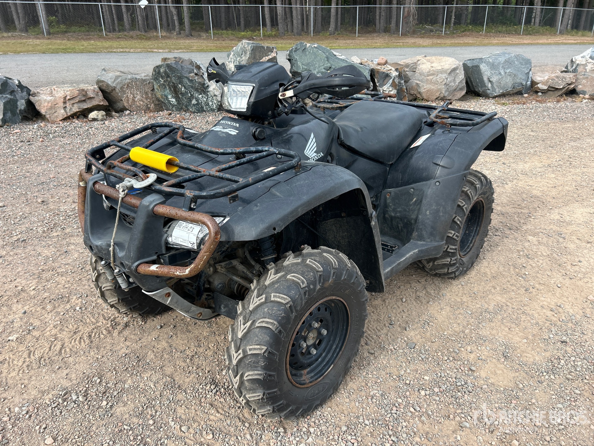 General Appearance with Featured Photo
