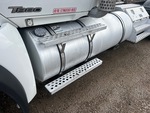 4 Underbody - Truck with 