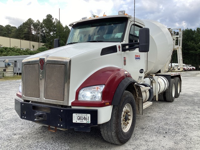 2024 Kenworth T880 6x4 Mixer Truck