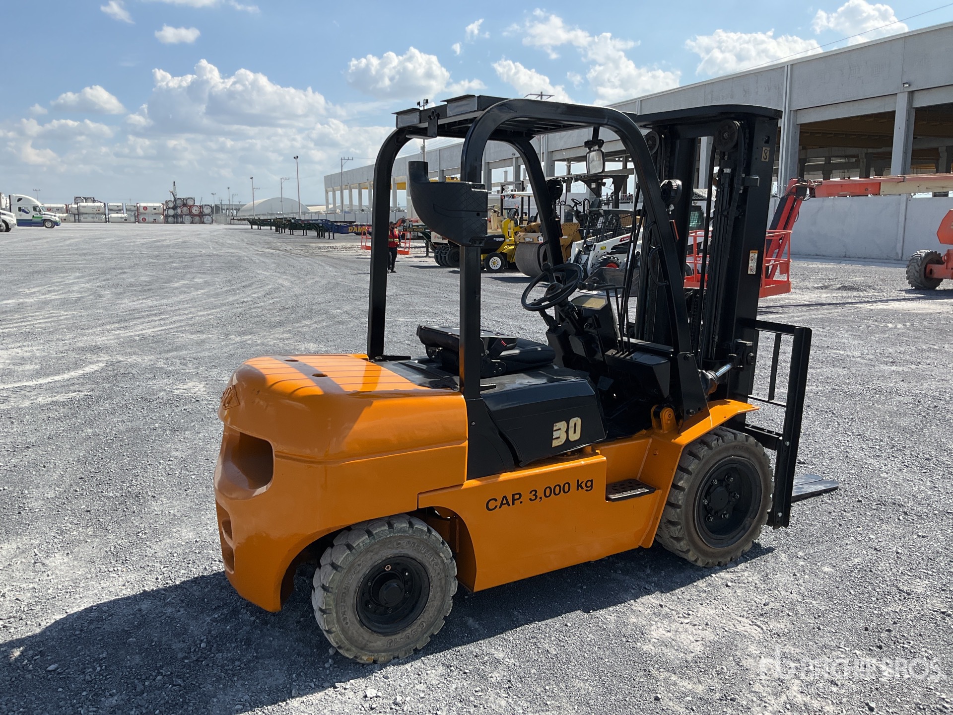 General Appearance with Picture, Right Rear Corner