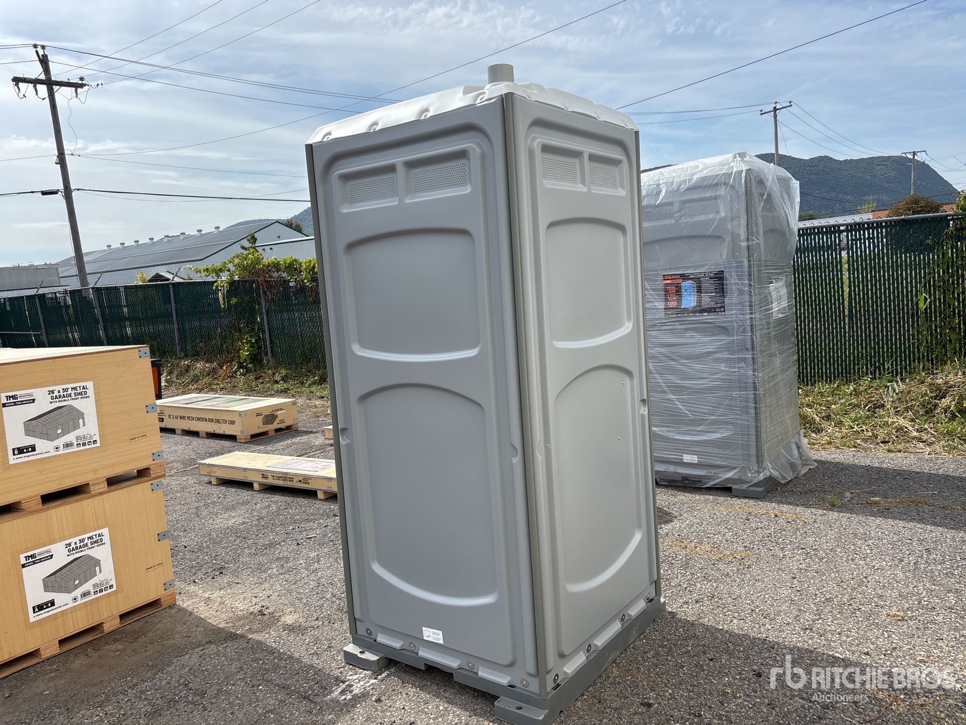 General Appearance with Bild, Ecke hinten rechts