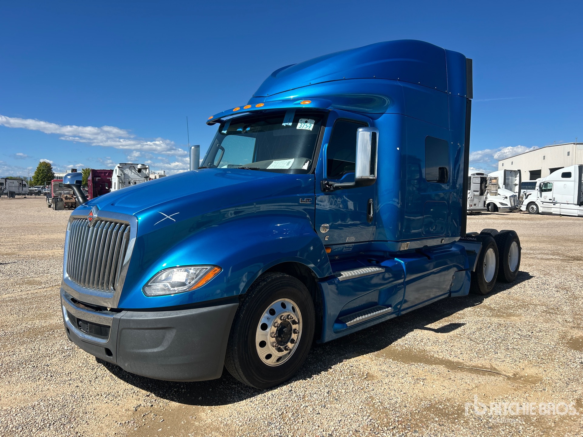 Photo of 2019 International LT625