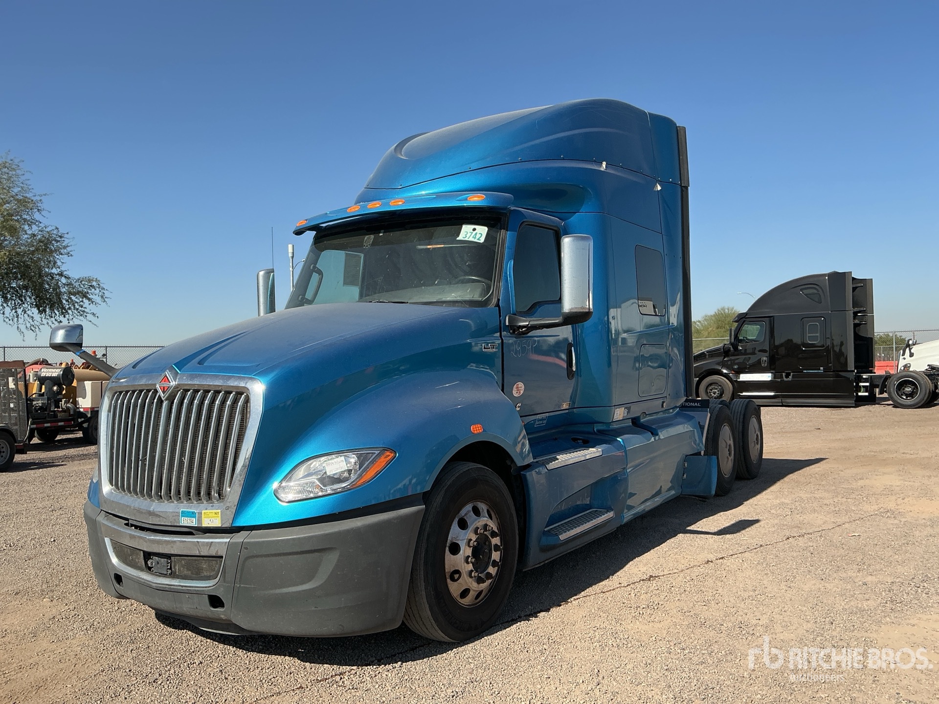 General Appearance with Featured Photo