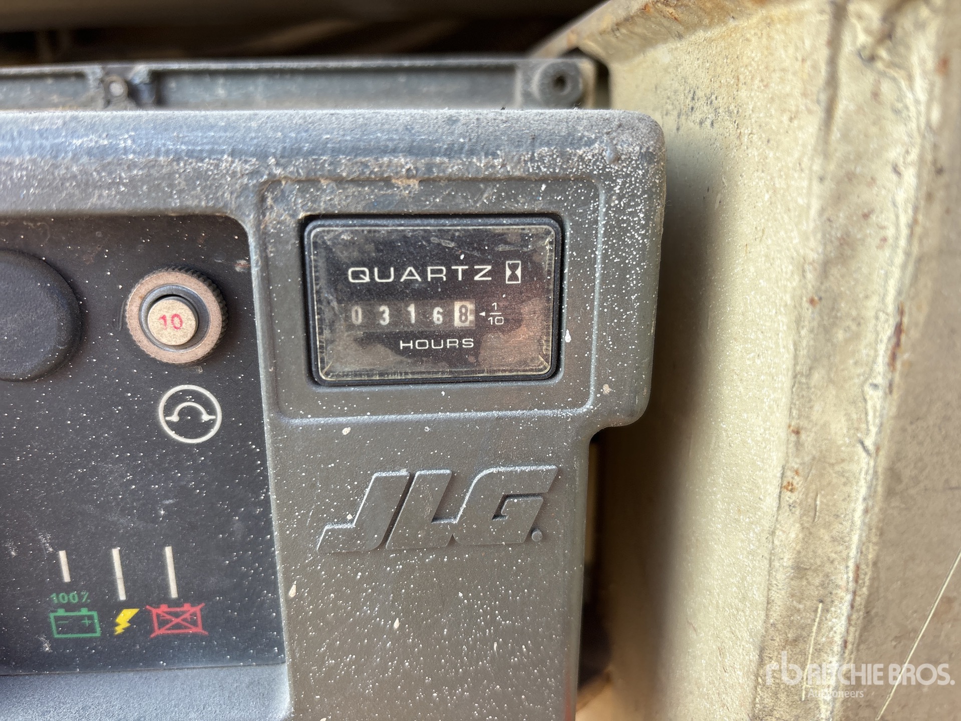 General Appearance with Hour Meter / Odometer