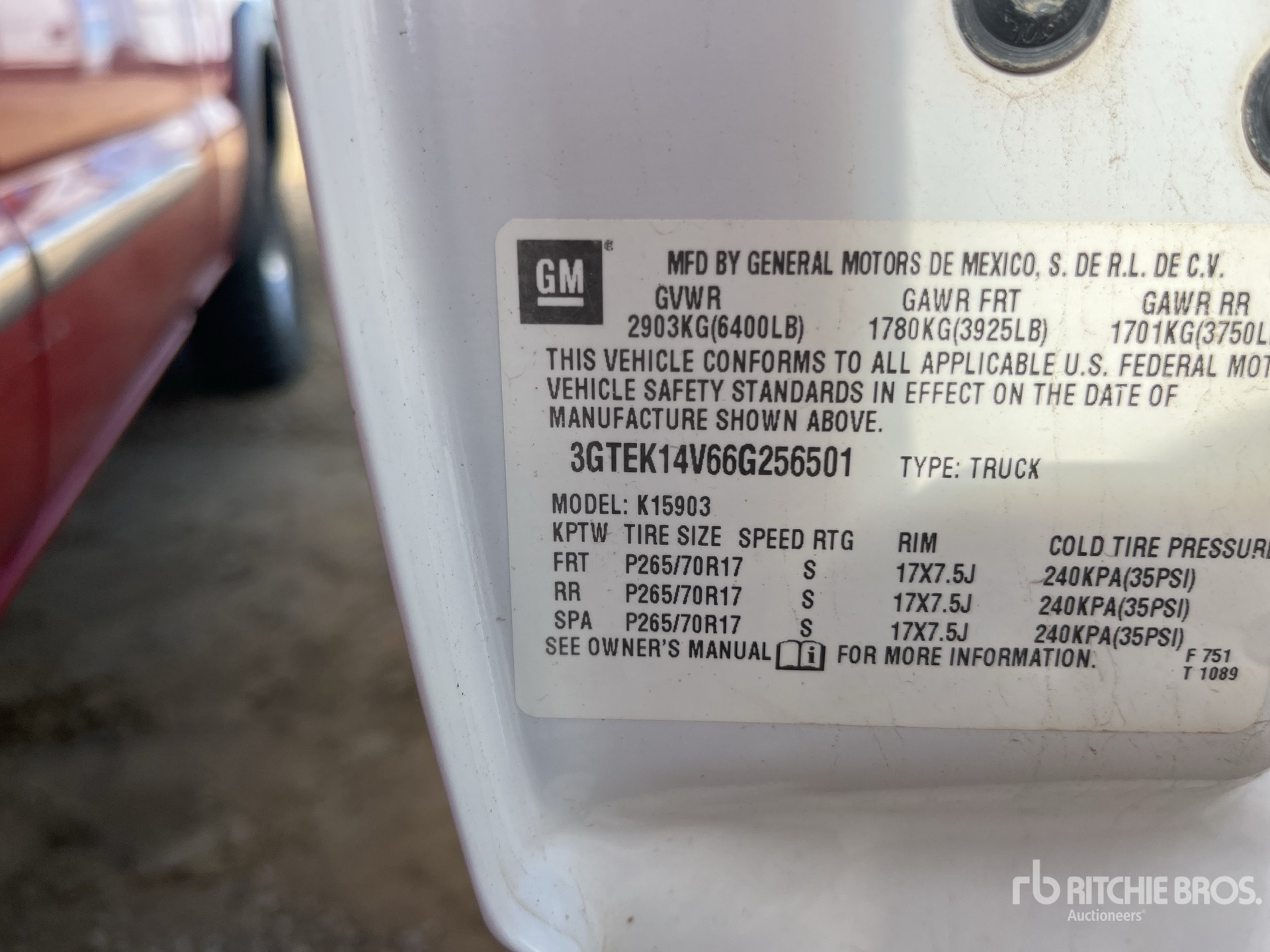General Appearance with Serial Number / VIN