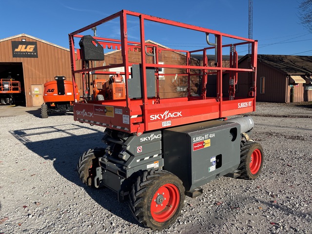 2021 Skyjack SJ6826RT Dual Fuel 4x4 Scissor Lift