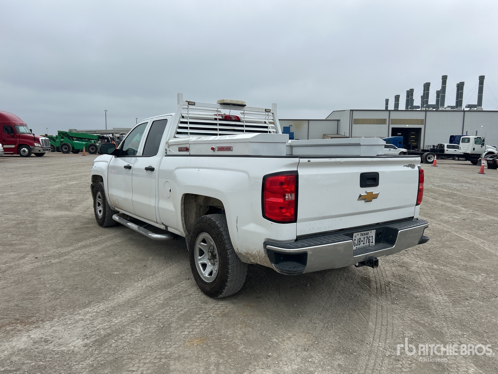 General Appearance with Picture, Left Rear Corner