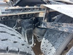 4 Underbody - Truck with 