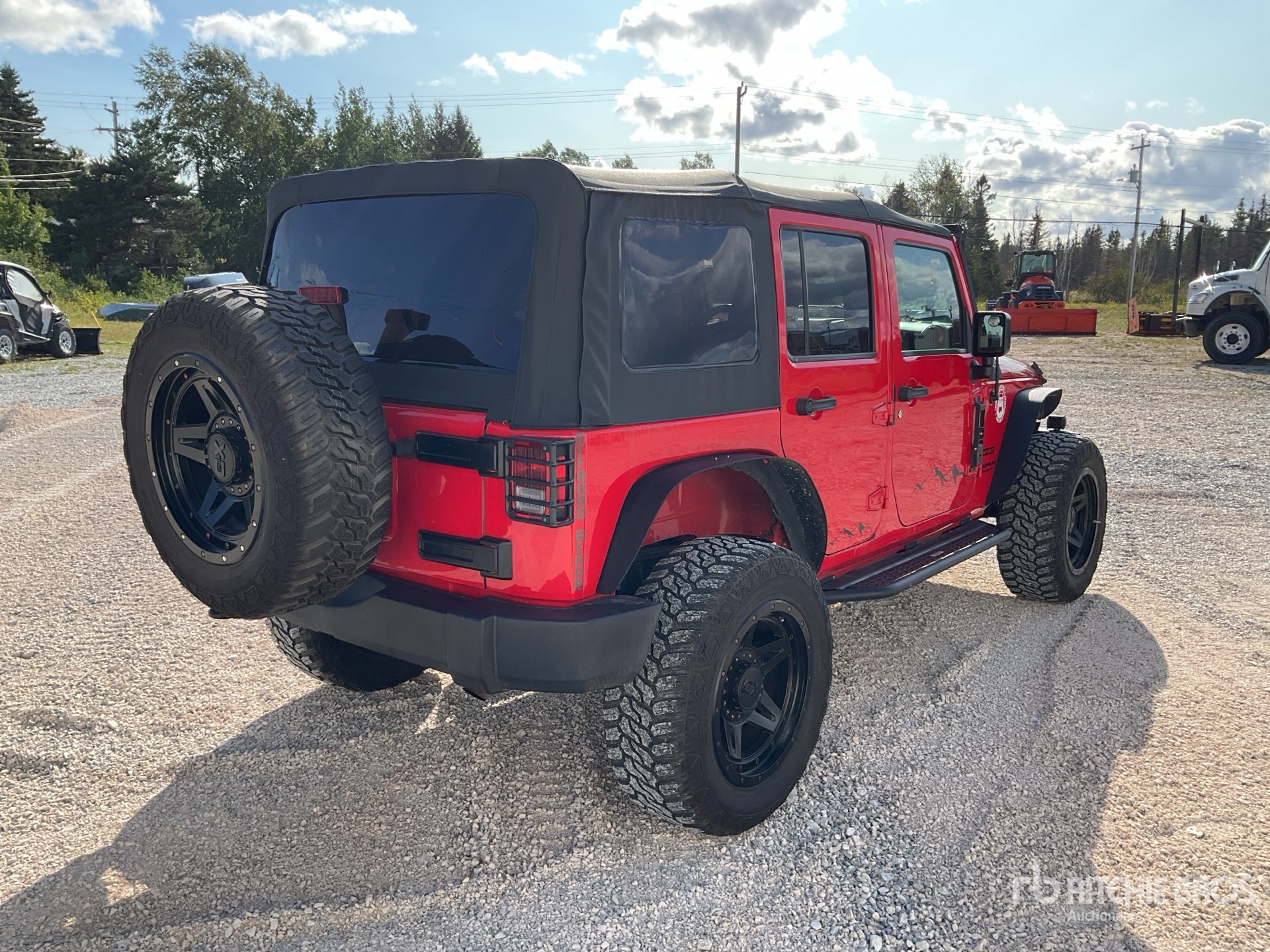 General Appearance with Picture, Right Rear Corner