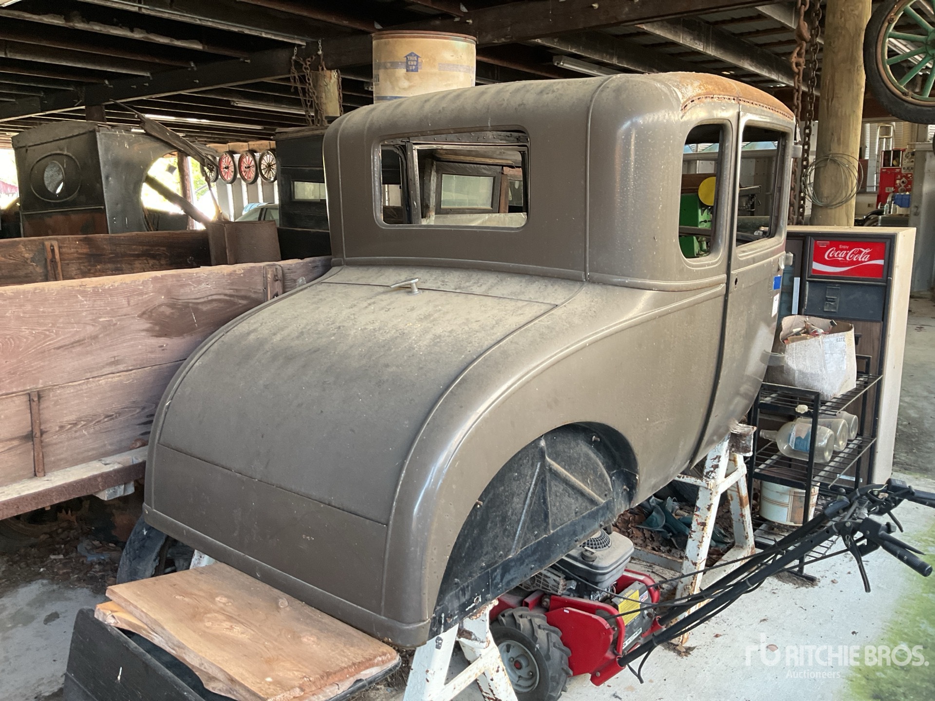General Appearance with Picture, Left Rear Corner