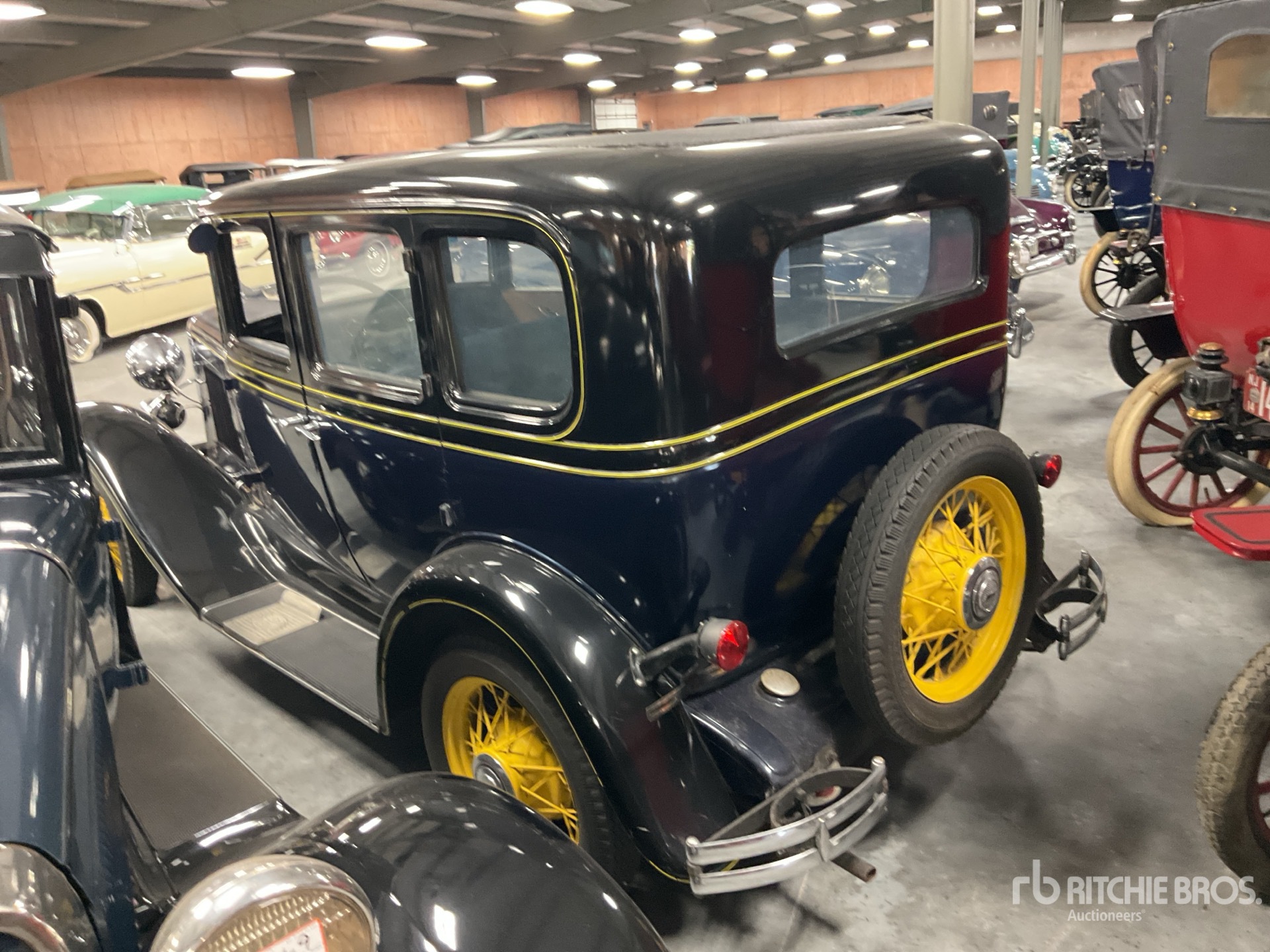 General Appearance with Picture, Left Rear Corner