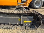 Undercarriage with 
