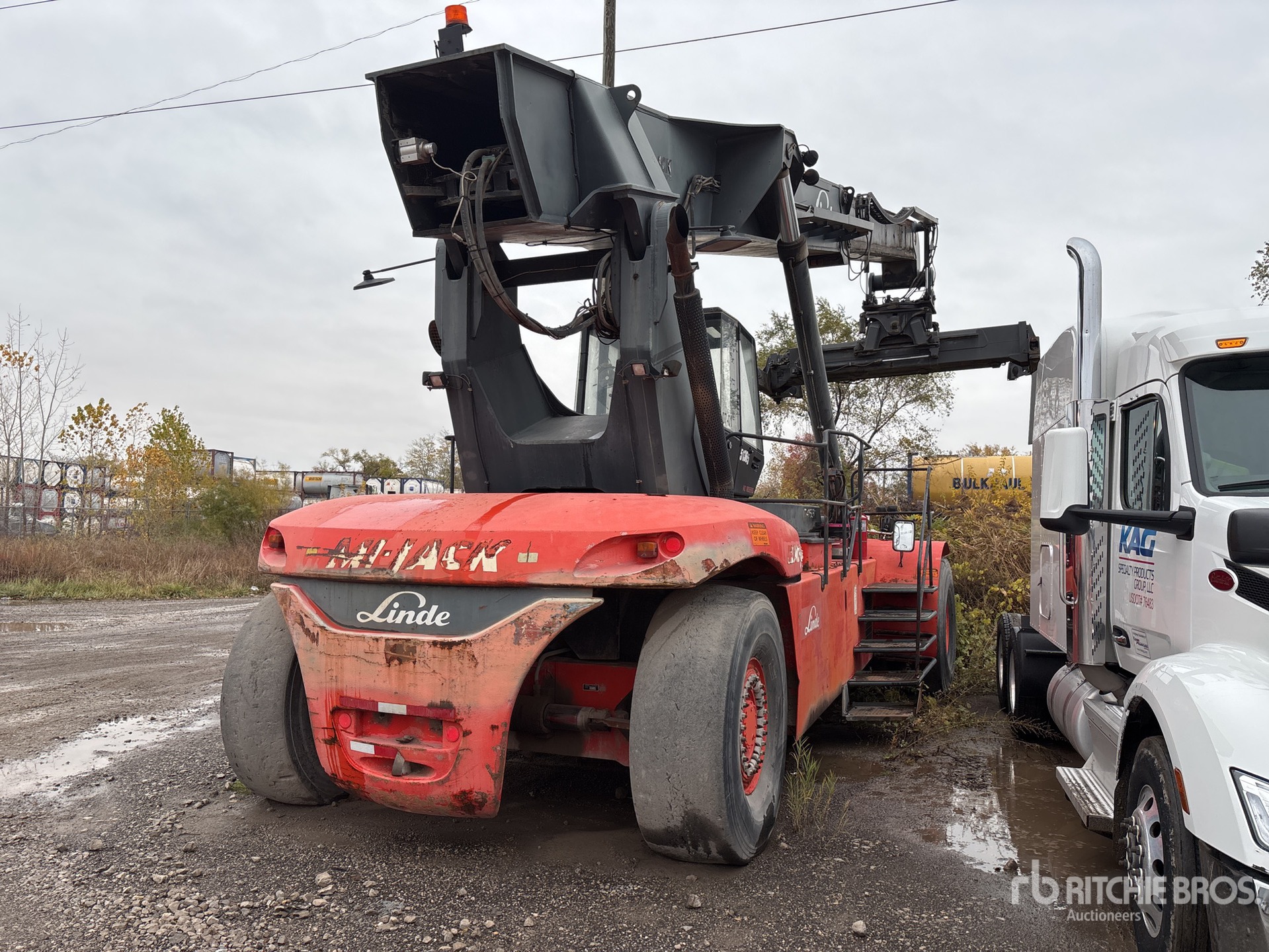 General Appearance with Foto, angolo anteriore sinistro