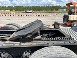 4 Underbody - Truck with 
