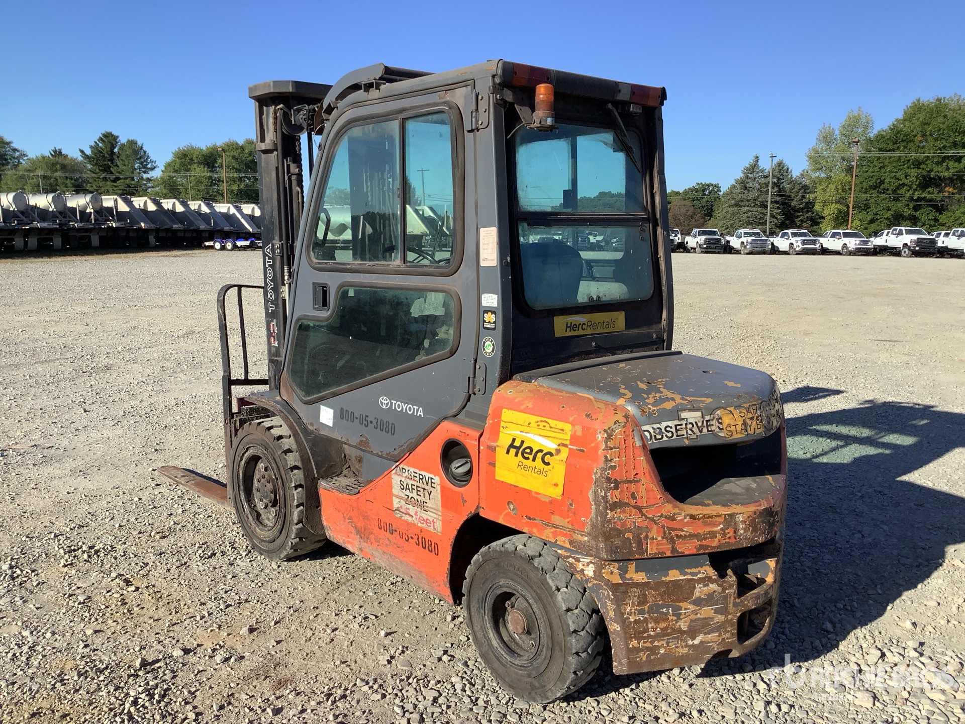 General Appearance with Picture, Left Rear Corner