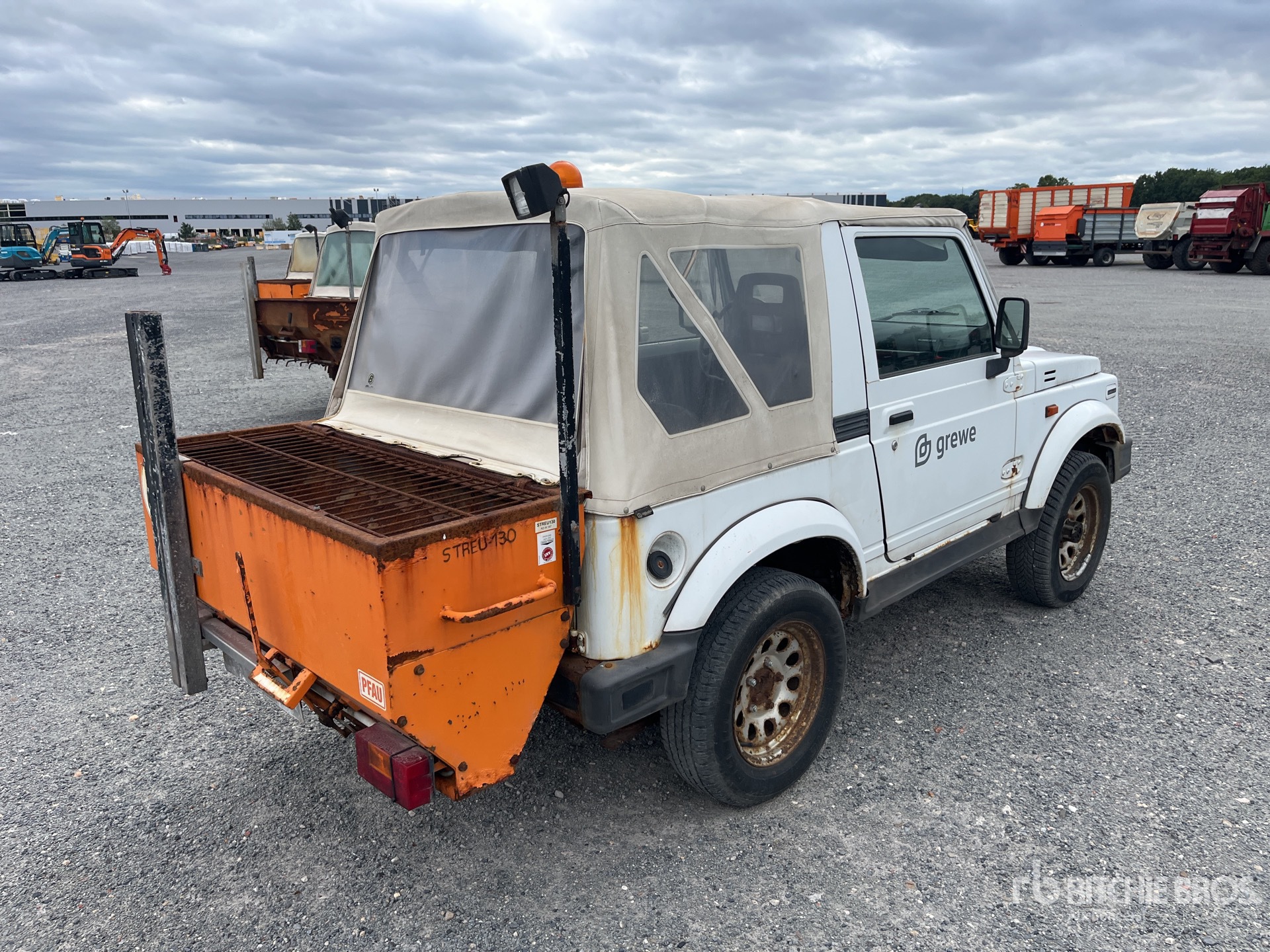 General Appearance with Picture, Right Rear Corner