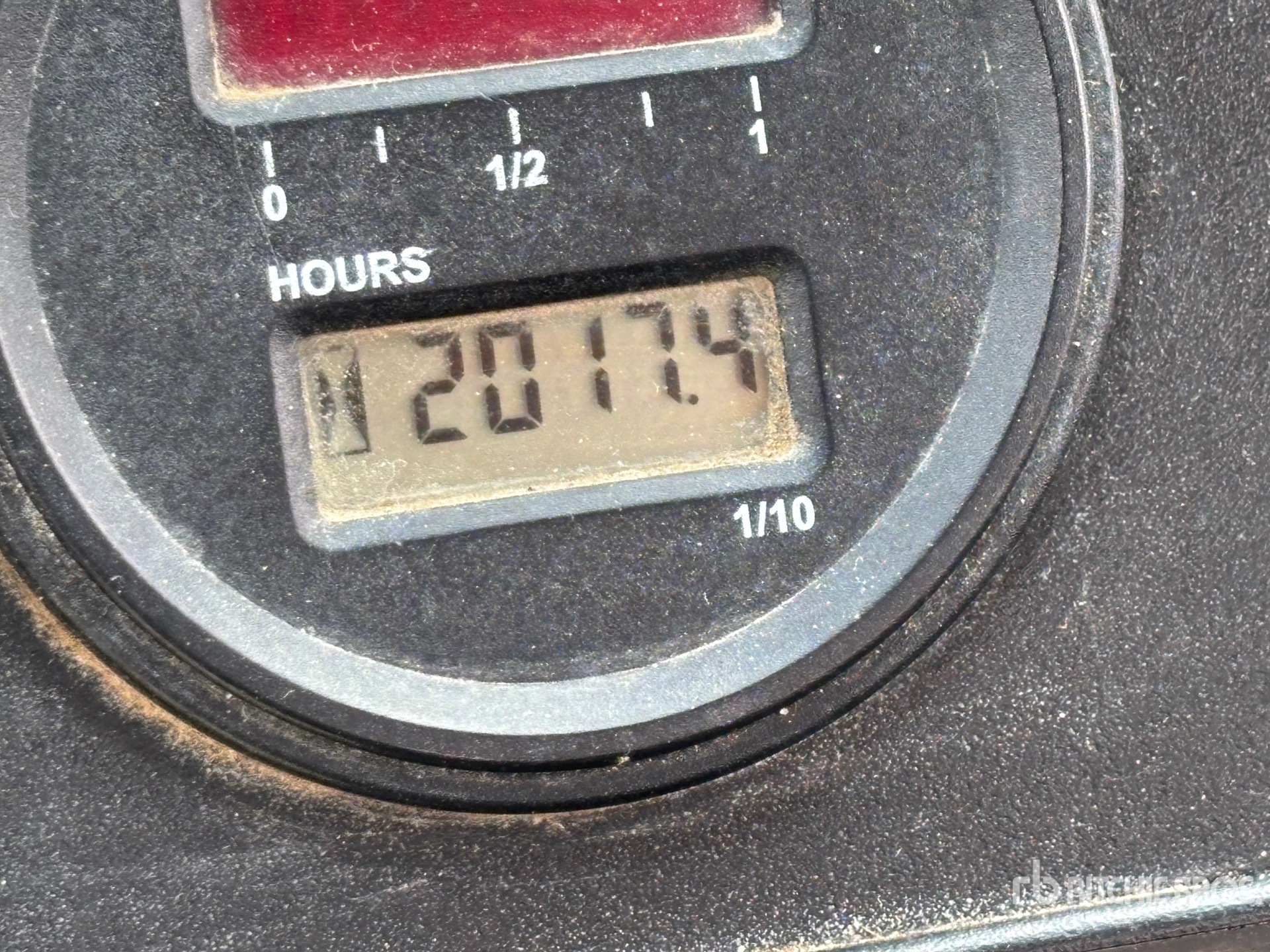 General Appearance with Hour Meter / Odometer