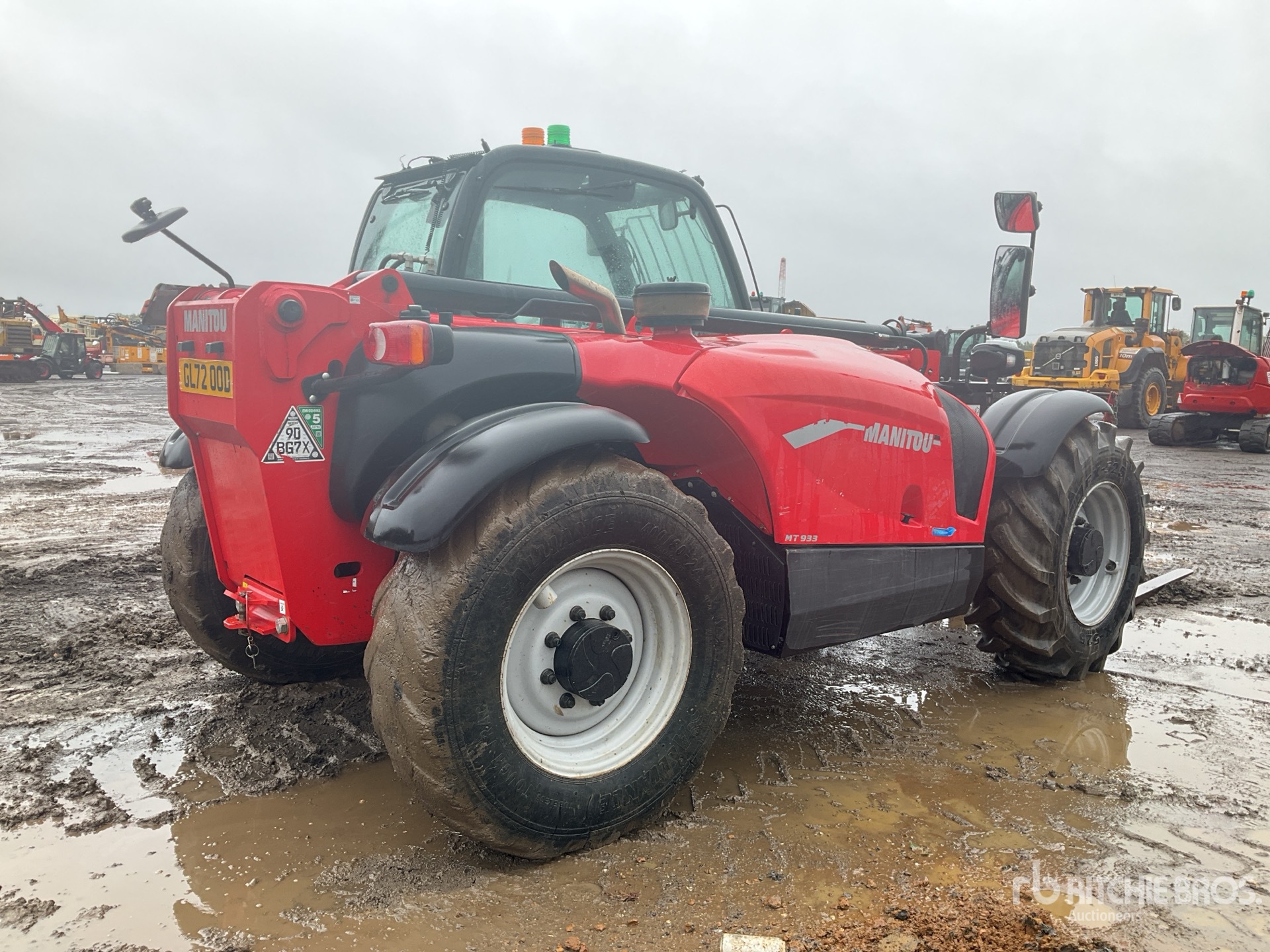 General Appearance with Picture, Right Rear Corner