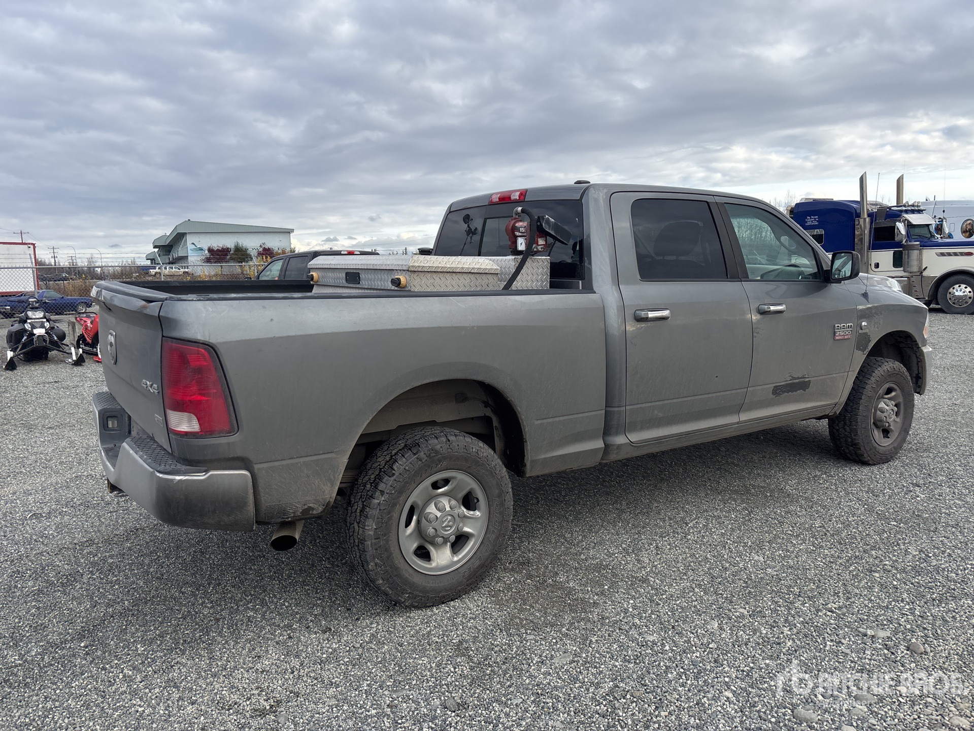 General Appearance with Picture, Right Rear Corner