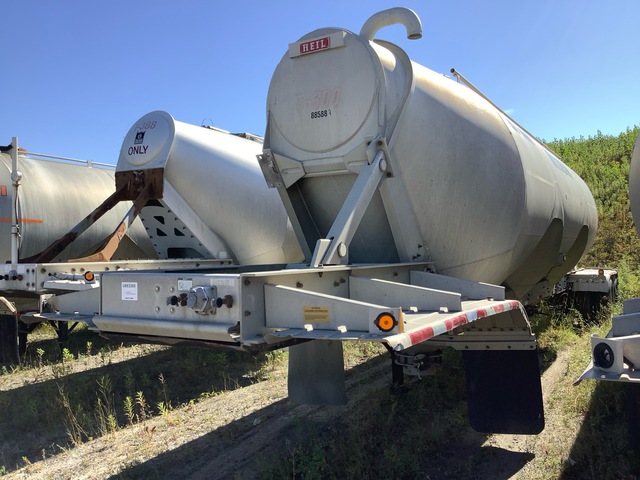2004 Heil 1040 cft T/A Tanker Trailer