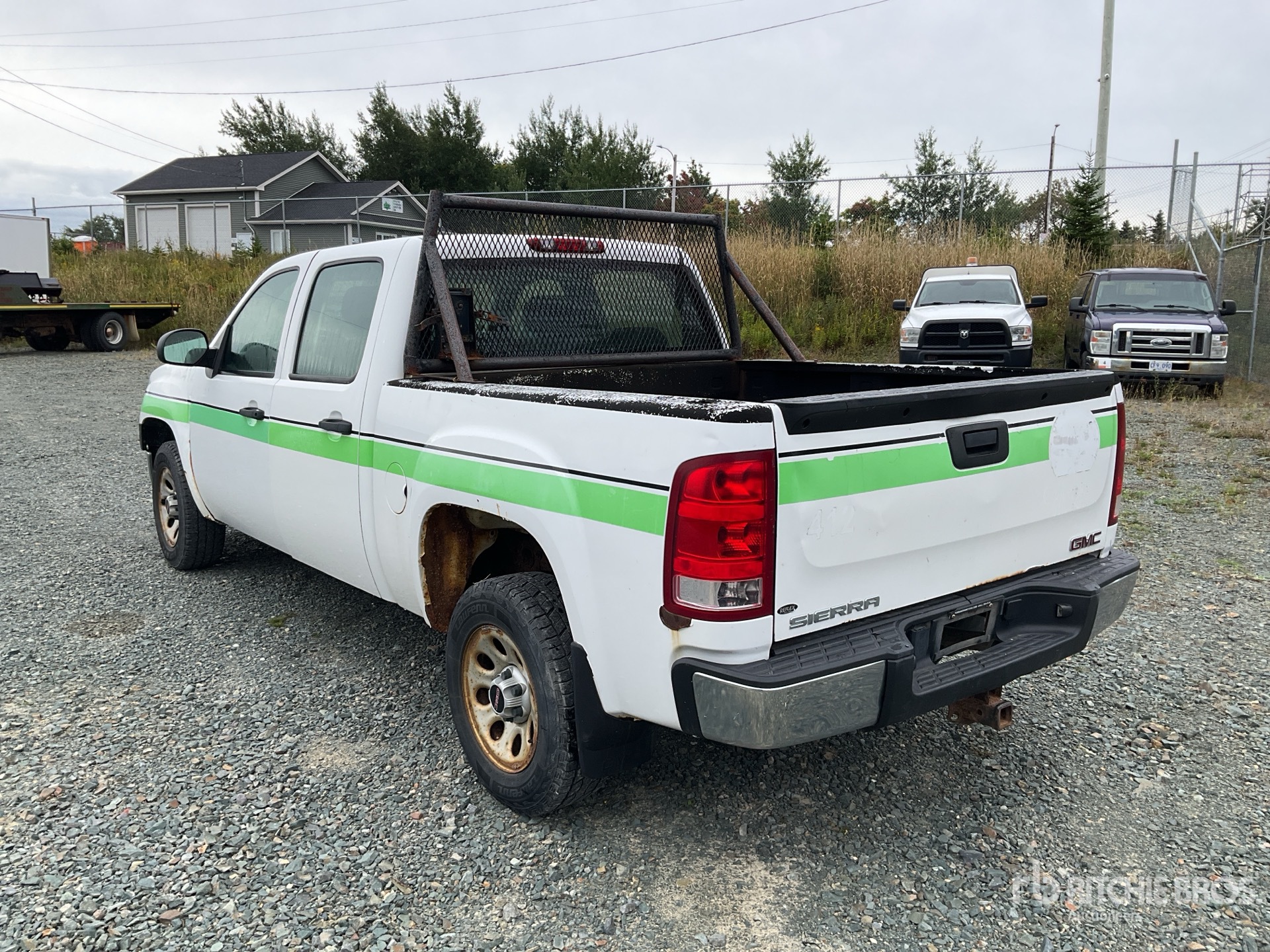 General Appearance with Picture, Left Rear Corner