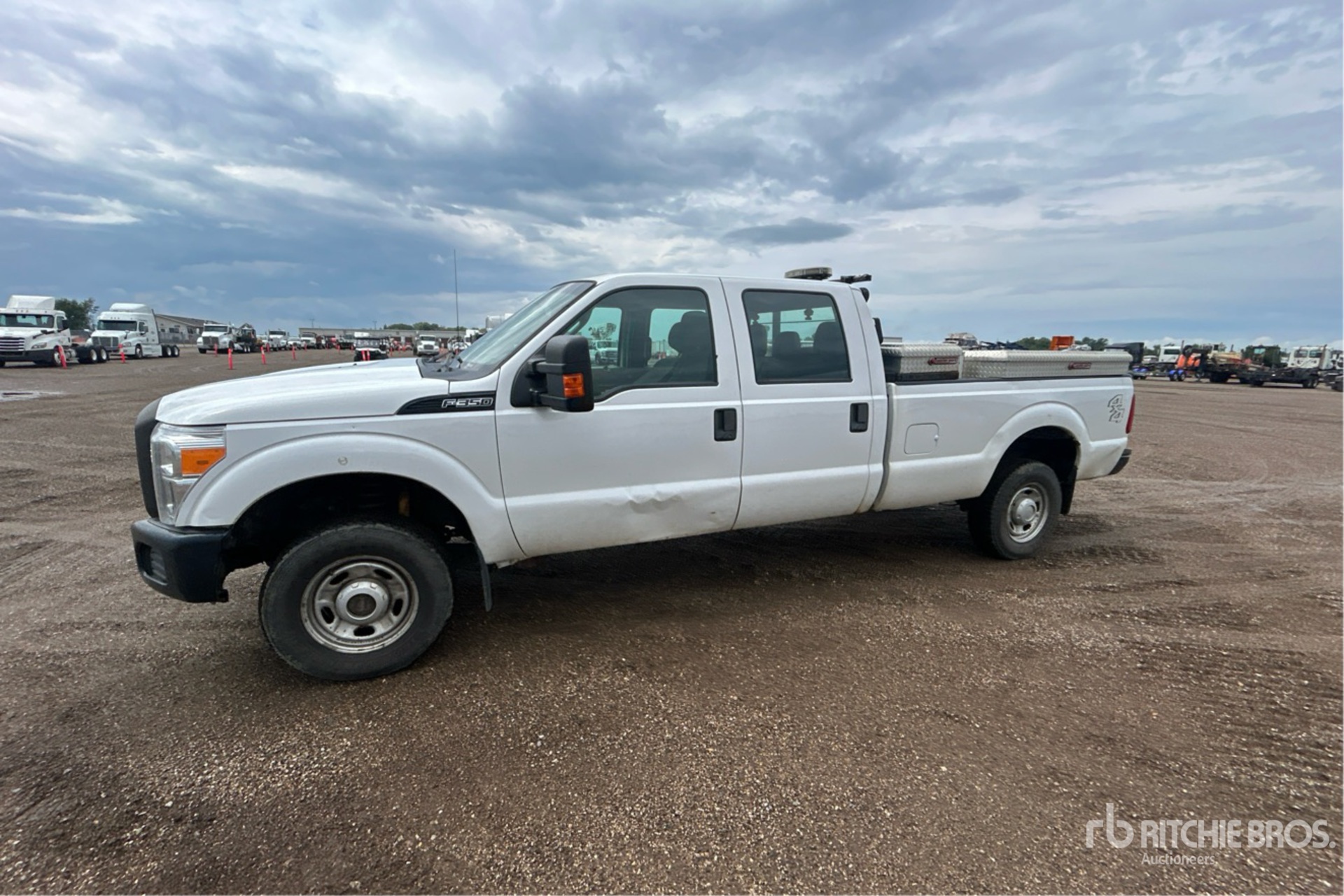 General Appearance with Picture, Left Front Corner