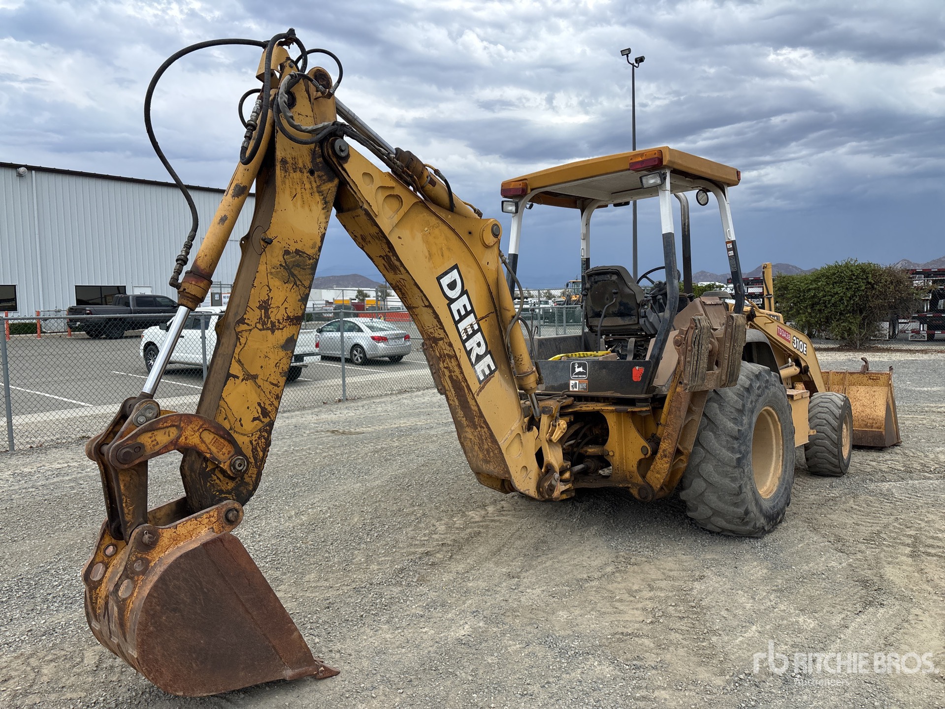 General Appearance with Picture, Right Rear Corner