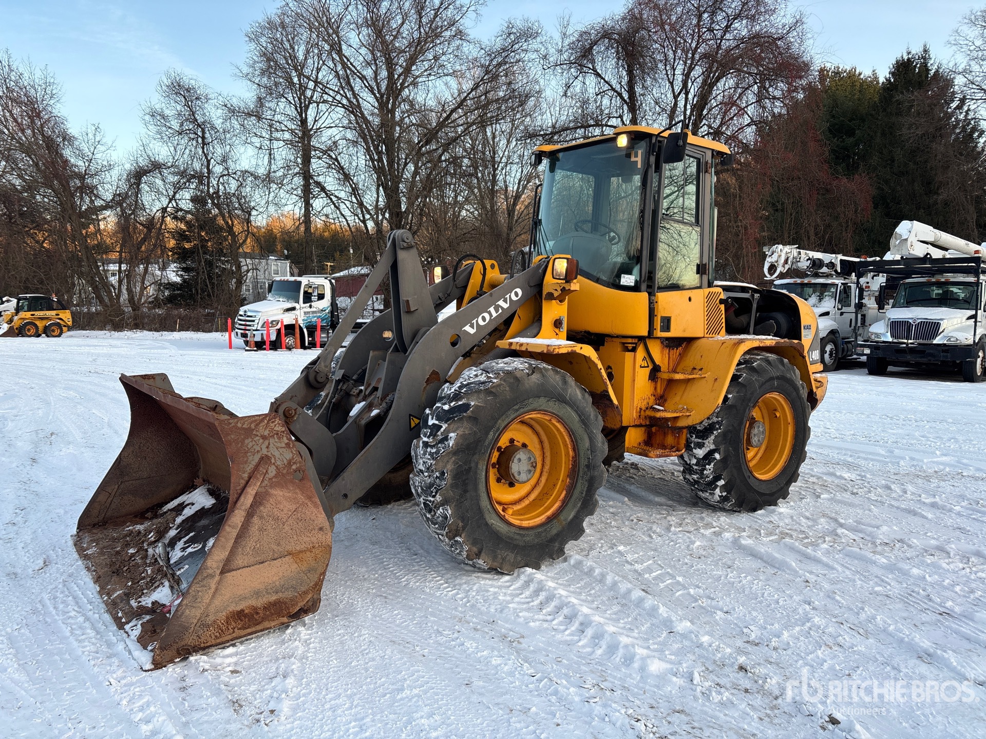 General Appearance with Featured Photo