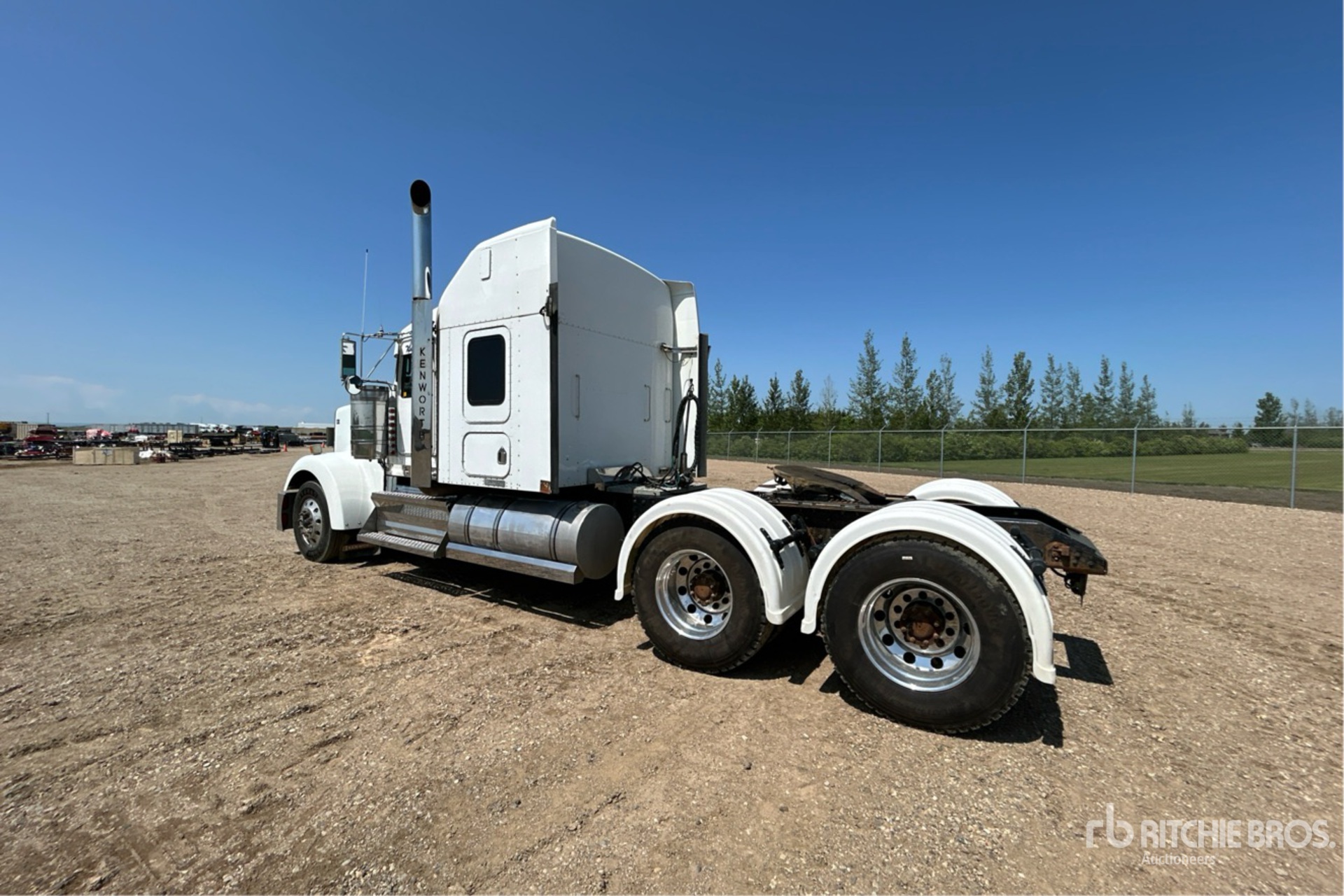 General Appearance with Picture, Left Rear Corner